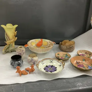 BOX W/ VINTAGE VASES, BOWLS, JARS, SQUIRELLS