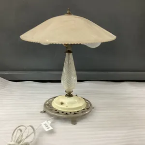 VINTAGE TABLE LAMP