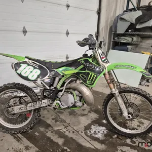 2000 Kawasaki KX250L Dirt Bike
 UNRESERVED