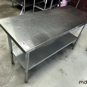 Stainless Steel Table (60"x 24")
 UNRESERVED