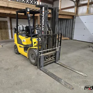 2012 Hyundai 25L-7A Forklift
 UNRESERVED