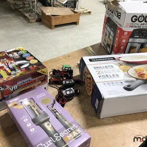 Gourmia Air Fryer, Cast Iron Pan Set, Science Kit, Curling Iron & Head Lamps
 UNRESERVED
