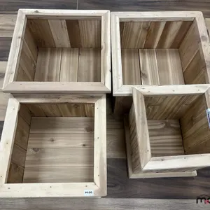 (4) Assorted Size Cedar Planter Box
 UNRESERVED