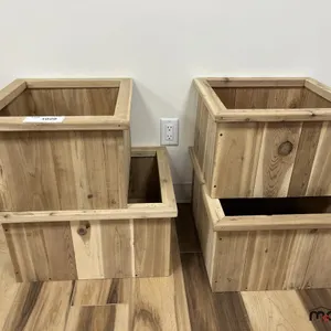 (4) Assorted Size Cedar Planter Box
 UNRESERVED