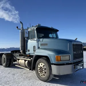 1998 Mack CH613 Semi Truck
 UNRESERVED