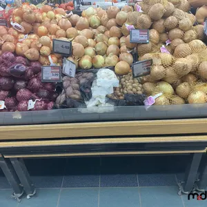 Wooden Produce Shelf
 UNRESERVED