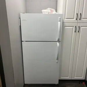 Frigidaire Fridge w/ Freezer