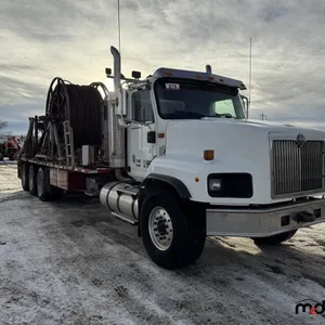 2005 International 5600i Tridem Coil Tubing Rig