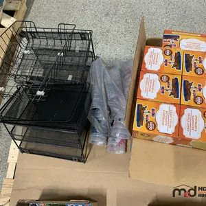 Quantity of Craft Sticks, Paper Tray Organizers and Plastic Cups
 UNRESERVED