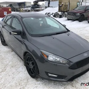 2016 Ford Focus SE Car