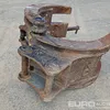 Grab to suit 21T Excavator 