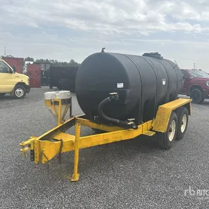 1000 gal T/A Off-Road Water Trailer
