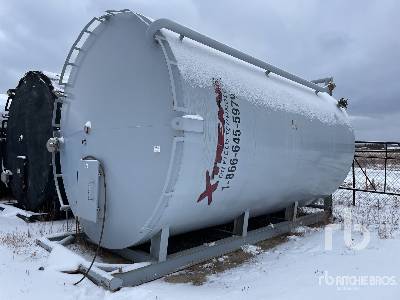 2013 Northern Lights 400 bbl Sloped Tank