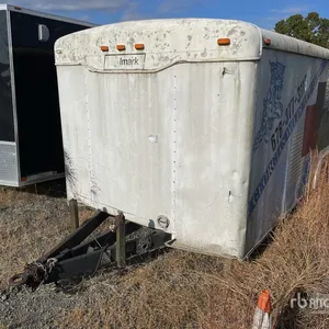 2000 Haulmark 0920T2-10 20 ft T/A Enclosed Trailer