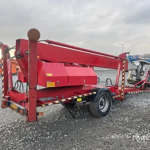 2006 Denka DL25 Towable Lift (Inoperable)