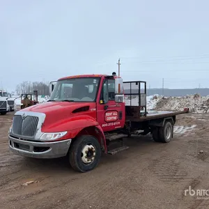 2009 International 4300 4x2 Roll-Off Truck