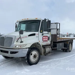 2013 International 4300 SBA 4x2 Roll-Off Truck
