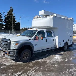 2012 Ford F-550 XL 4x4 Crew Cab Utility Truck