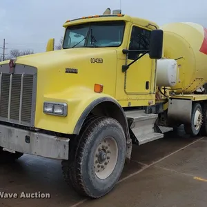 2009 Kenworth W900 ready mix truck