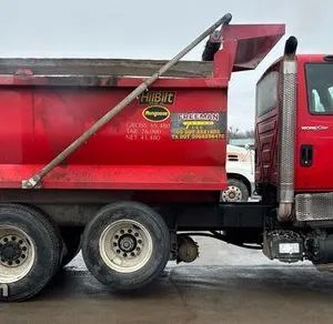 2014 International  Work Star 7600 SFA dump truck