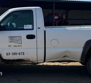 2002 Chevrolet Silverado 2500HD pickup truck