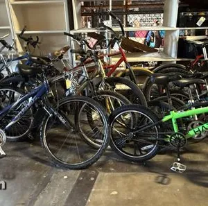 Approximately 16 bicycles