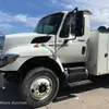 2010 International 7400 utility / service truck