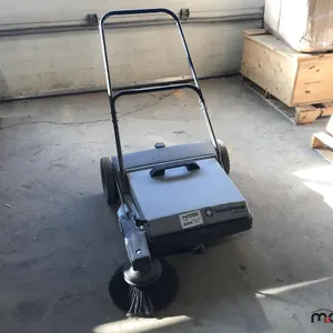 SelectSweep Nilfisk-Advance Sweeper
 UNRESERVED