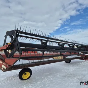 1993 Case I.H 8230 Pull Type Swather
 UNRESERVED