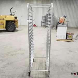 Rolling Pan Rack
 UNRESERVED