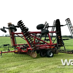 CASE IH 330/340/370 35 FT TANDEM DISC