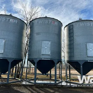 TWISTER 14 FT X 8 RING 2450 +/- BUSHEL HOPPER BIN