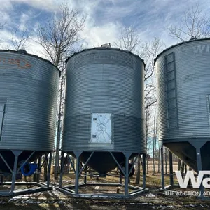 WESTEEL 15 FT X 4 RING 2450 +/- BUSHEL HOPPER BIN