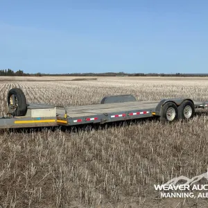 2011 MUSTANG 24 FT T/A TILT DECK EQUIPMENT TRAILER