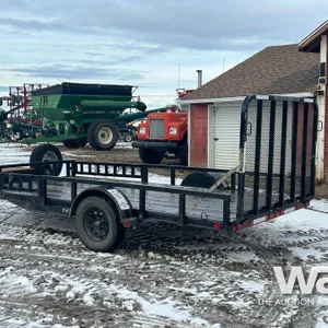 2014 LOAD TRAIL 14 FT S/A EQUIPMENT TRAILER