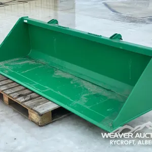 84 IN. TRACTOR SNOW/MULCH BUCKET