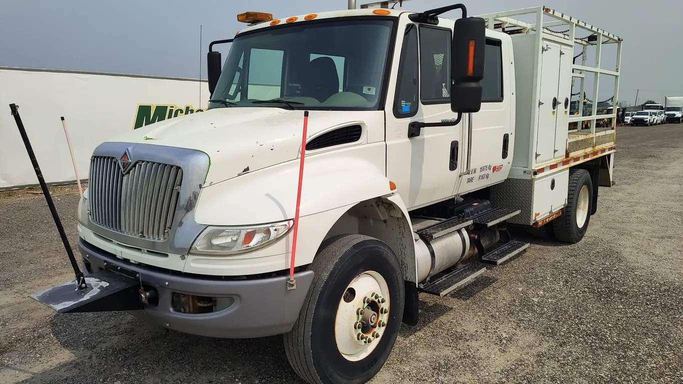 August 27 - 29, 2026 - Unreserved Equipment, Trucks, Trailers, Light Vehicles & RV Live 3 Day Auction - Alberta & Manitoba