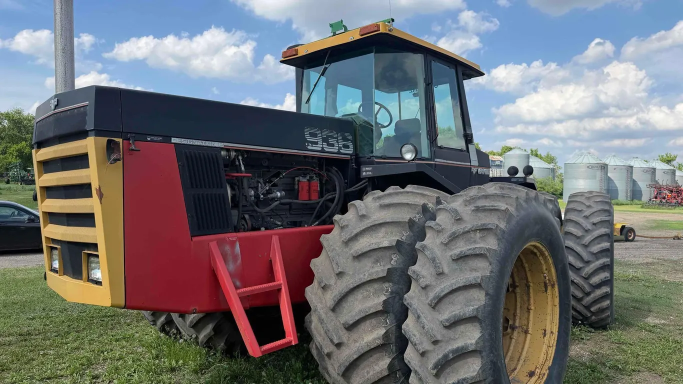 LIVE ONLINE: Elston Retirement Equipment Auction - Hope, ND