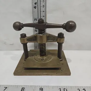 Gonty Est. Online-Timed Ephemera, Antique, Ammo, Collectible & Tool Auction