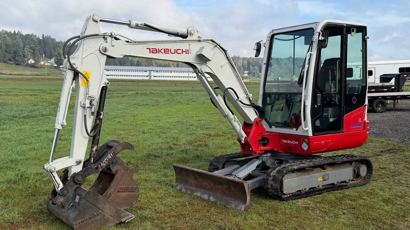 October 20 - Live Equipment Auction