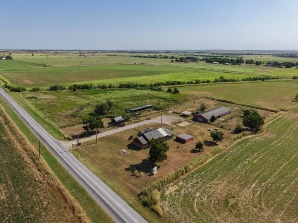 9/10 4 BDRM, 2BA Home on 7 +/- Ac., Enid, Garfield Co., OK