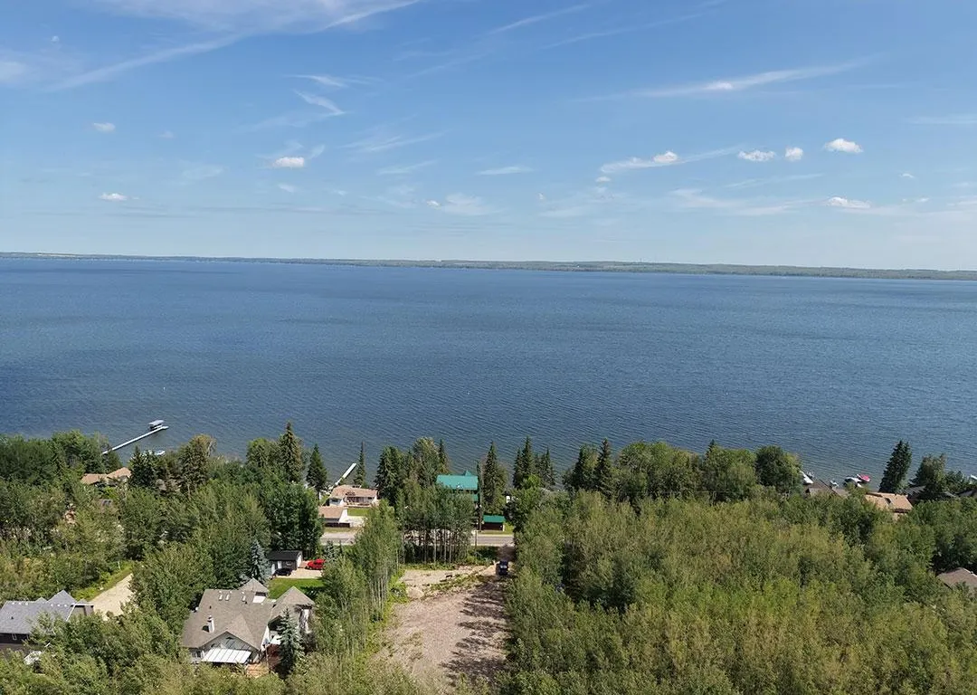 Sep 22 (10 am) - Sep 24 (10 am) Real Estate Auction 0.47± Acre Vacant Lake Lot, Pigeon Lake, AB 26IM