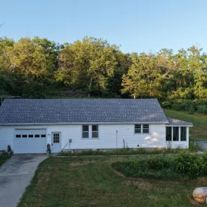107.48 acre Montgomery Co Iowa Land Auction