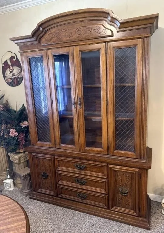 ESTATE AUCTION IN WELLINGTON, KS