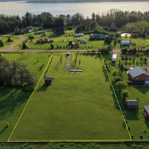 Sep 22 (10 am) - Sep 24 (10 am) Real Estate Auction 1Â± Acre Vacant Lake Lot, Buck Lake, AB 25IM