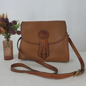 Vintage Treasures & Designer Finds Online Auction – Lucite & Vintage Handbags, Coach, Jewelry, Art, Décor & More