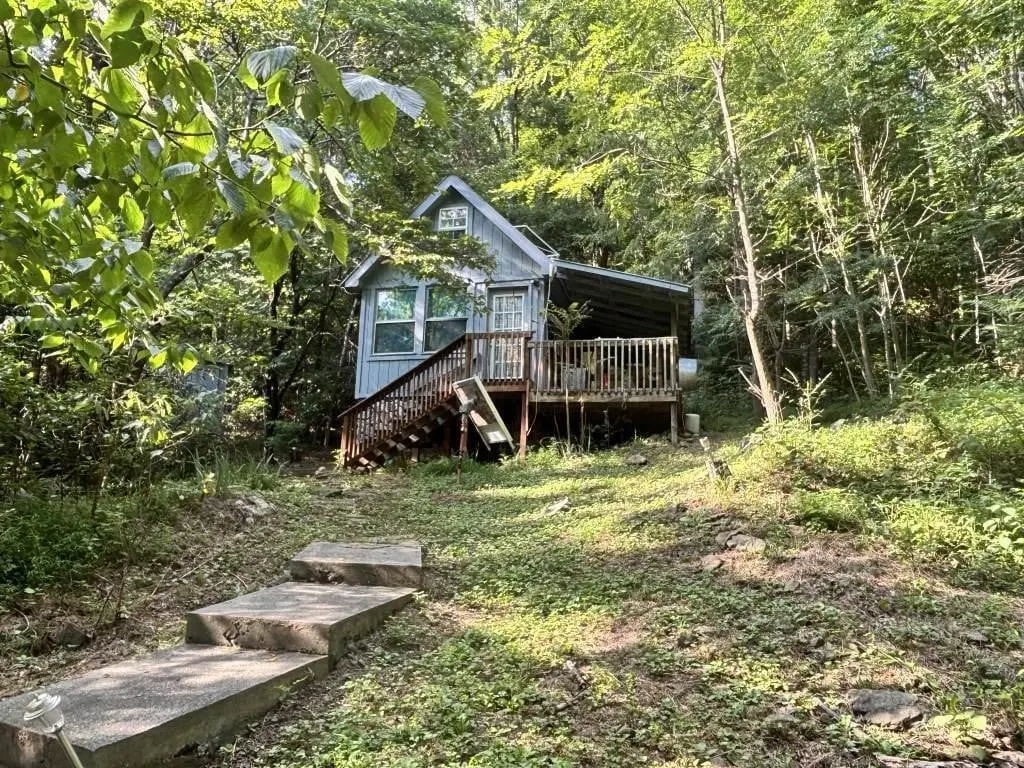 Secluded Off-Grid Cabin�s for Sale in Ferrum VA