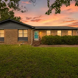 2916 Mintwood Drive Chesapeake | 3 Bedroom/2 Bath