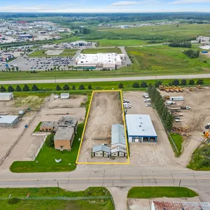 Oct 20 - 22 - Unreserved Real Estate Auction of 0.95± Acres with Shop & Office, Drayton Valley, AB 26JH