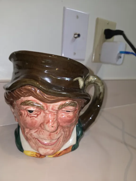 2 auctions within 10 miles TONS OF BANKS, ANTIQUE, UNIQUE - CAST IRON, BRASS, STEEL AND MORE